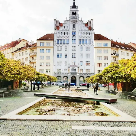 Charming Close To Old Town&metro Appartamento *
