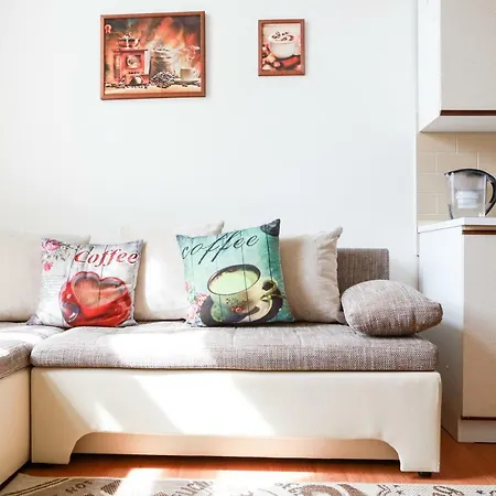 Charming Close To Old Town&metro Appartamento